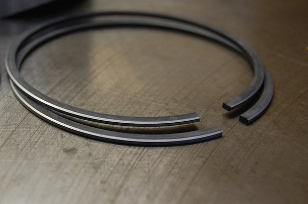 650 Triumph Hepolite piston rings