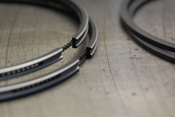 650 Triumph Hepolite piston rings