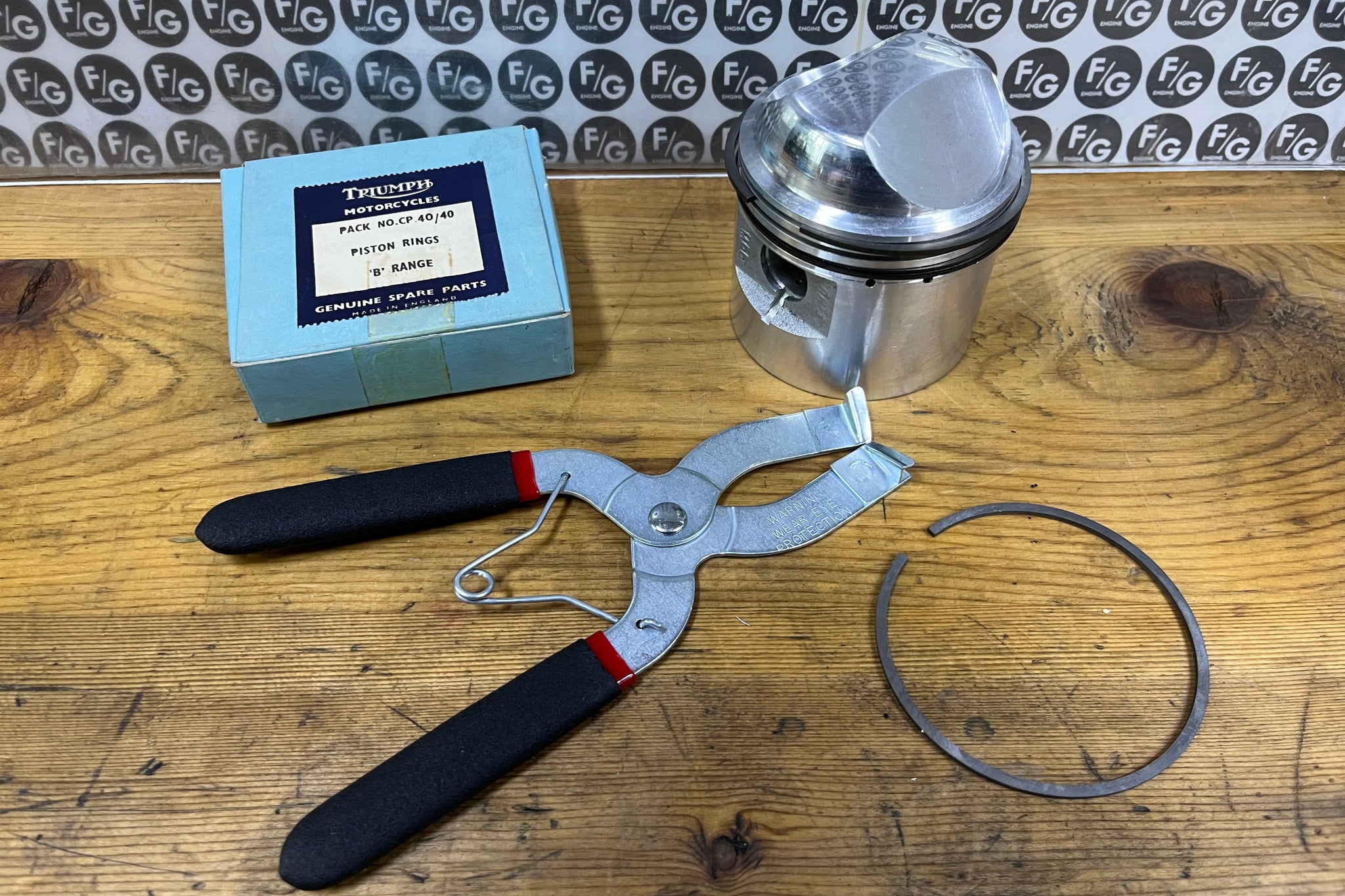 Shell Ring Expander Piston ring installer / expander tool – Franz and Grubb Engine