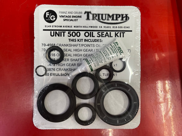 Triumph 500 650 750 twins engine oil seal kit