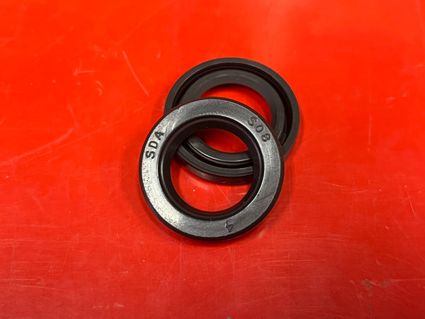 70-4568 Triumph crankshaft / points oil seal