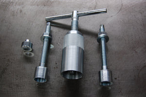 Triumph cam gear puller/installation tool