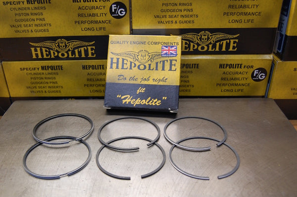 650 Triumph Hepolite piston rings